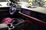 Porsche Cayenne Base