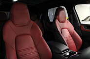 Porsche Cayenne Base