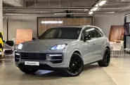 Porsche Cayenne Base