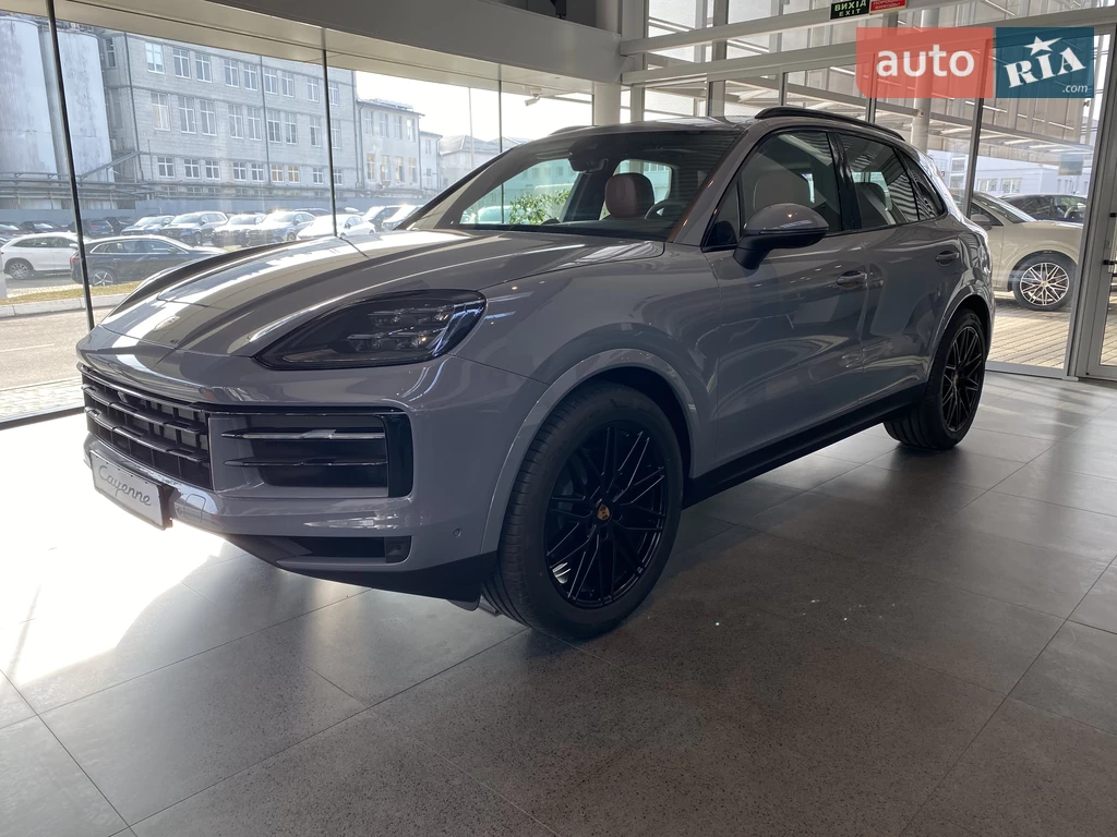 Porsche Cayenne Base