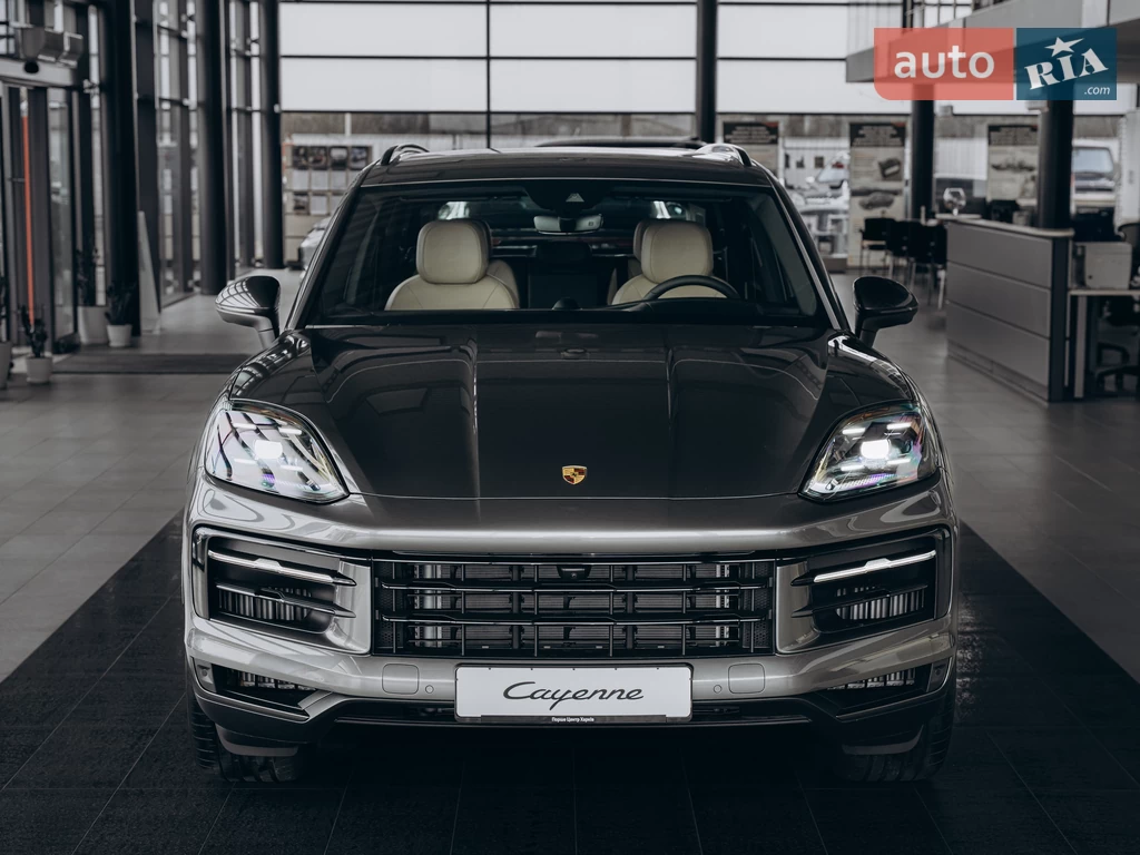 Porsche Cayenne Base