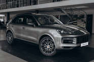 Porsche Cayenne Base