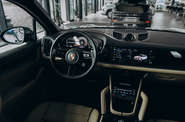 Porsche Cayenne Base