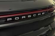 Porsche Cayenne Base