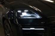 Porsche Cayenne Base