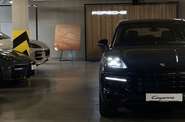Porsche Cayenne Base