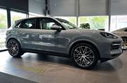 Porsche Cayenne Base