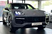 Porsche Cayenne Base