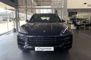 Porsche Cayenne Base
