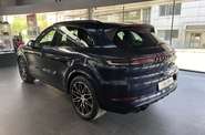 Porsche Cayenne Base