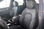 Porsche Cayenne Base