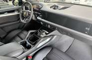 Porsche Cayenne Base