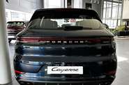 Porsche Cayenne Base