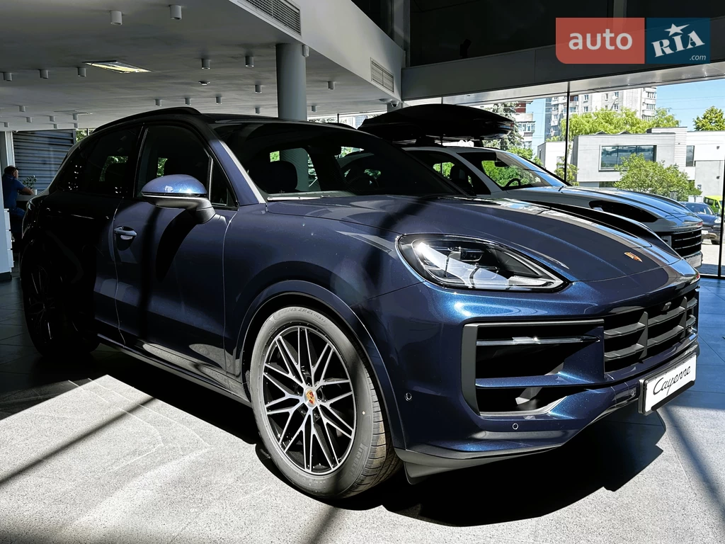Porsche Cayenne Base