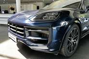Porsche Cayenne Base