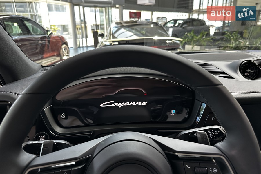 Porsche Cayenne - фото 14