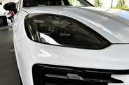 Porsche Cayenne Base