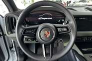 Porsche Cayenne Base