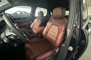 Porsche Cayenne Base