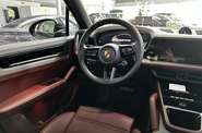 Porsche Cayenne Base