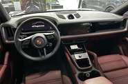 Porsche Cayenne Base