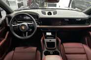 Porsche Cayenne Base