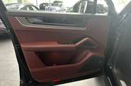 Porsche Cayenne Base