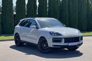 Porsche Cayenne Base