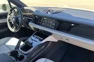 Porsche Cayenne Base
