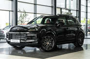 Porsche Cayenne Base