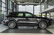 Porsche Cayenne Base