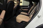 Porsche Cayenne Base