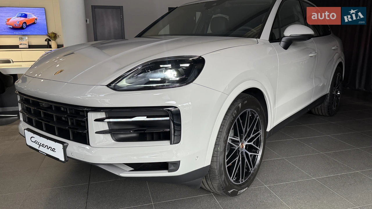 Porsche Cayenne Base