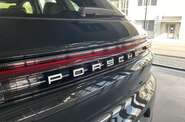 Porsche Cayenne Base
