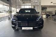 Porsche Cayenne Base