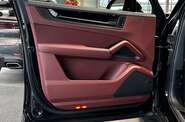 Porsche Cayenne Black Edition