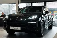 Porsche Cayenne Black Edition