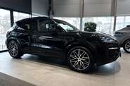 Porsche Cayenne Black Edition