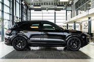 Porsche Cayenne Black Edition