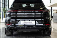 Porsche Cayenne Black Edition