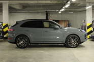 Porsche Cayenne Black Edition