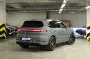 Porsche Cayenne Black Edition