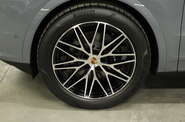 Porsche Cayenne Black Edition