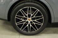 Porsche Cayenne Black Edition