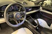 Porsche Cayenne Base