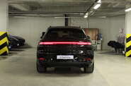 Porsche Cayenne Black Edition