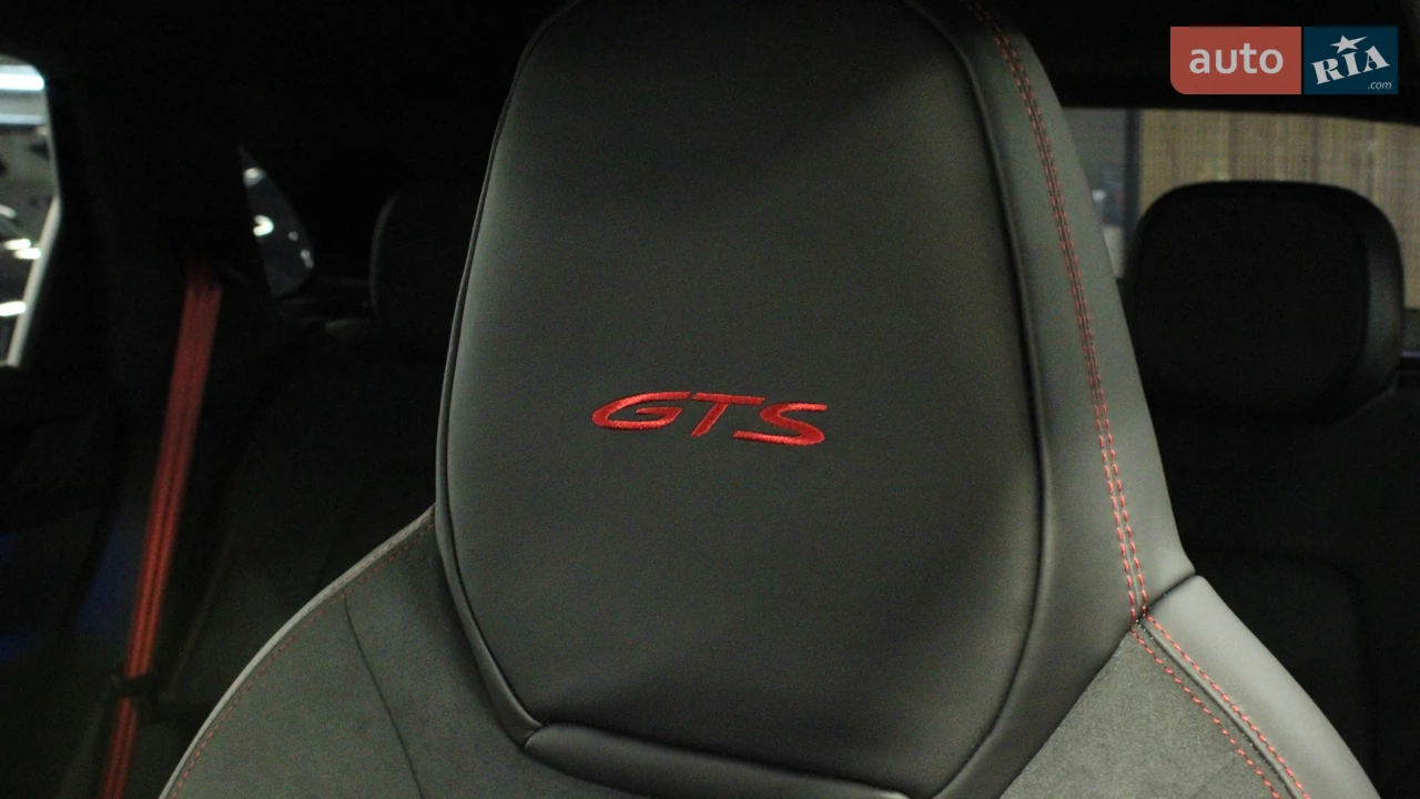 Porsche-43