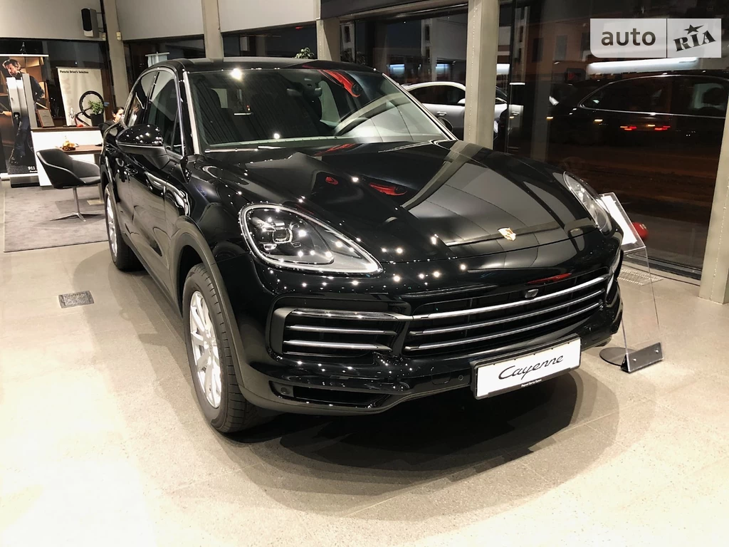 Porsche Cayenne Base