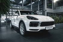 Porsche Cayenne Base