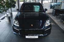 Porsche Cayenne Base